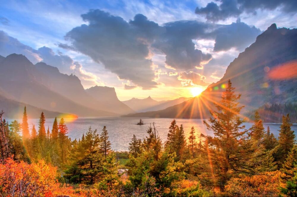 Things to Do in Glacier National Park: Attractions and Hiking Trails